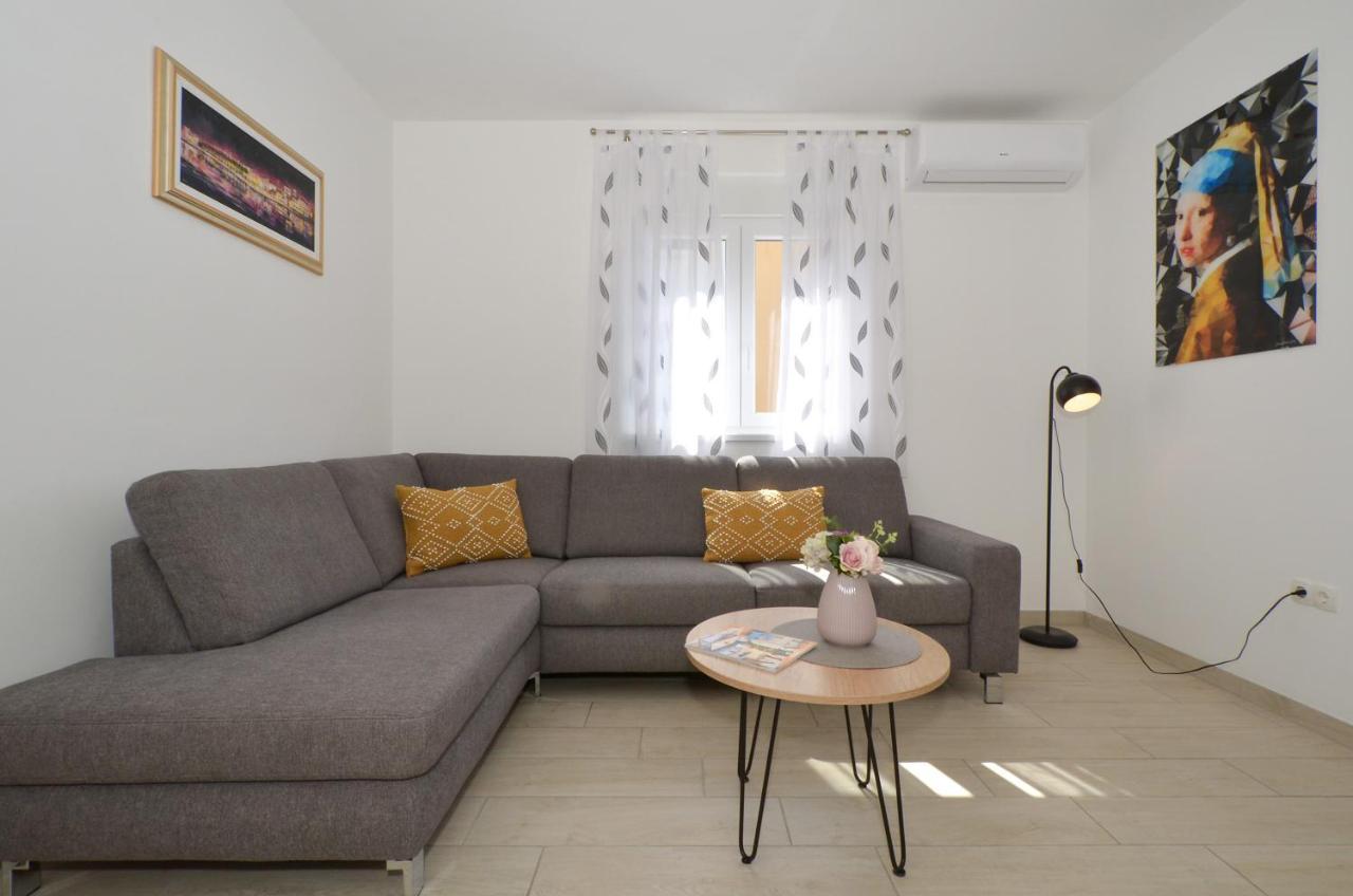 Apartman "Mary" Traù Esterno foto