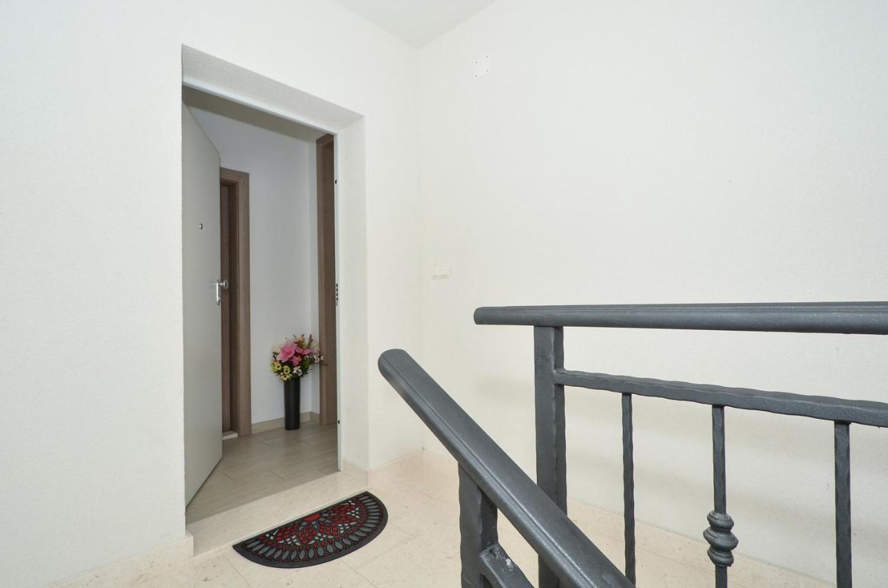 Apartman "Mary" Traù Esterno foto
